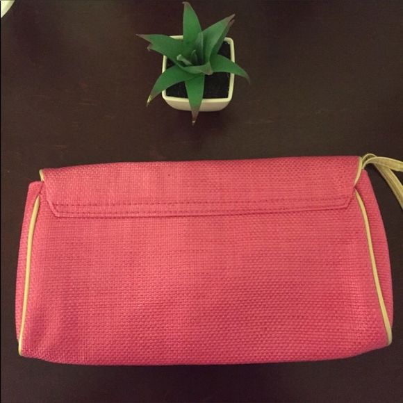 Avon Faux Shell Pink Clutch - Picture 4 of 6